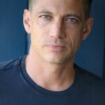 เจมส์ คาร์ปิเนลโล (James Carpinello)