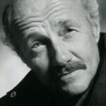 เจมส์ การ์เร็ตต์ (James Garrett)