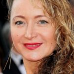 จูลี่ เฟอร์ริเออร์ (Julie Ferrier)