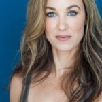 จูลี่ สแล็ค (Julie Slack)