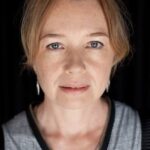 คาเรน ยัง (Karen Young)