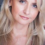 เคท เลซี่ย์ (Kate Lacey)