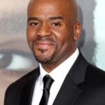 ลาร์รี่ เบตส์ (Larry Bates)