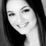 ลอเรน ลีช (Lauren Leech)