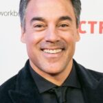 เลาโร เดวิด ชาร์ตรานด์-เดลวาลล์ (Lauro David Chartrand-DelValle)