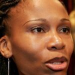 เลเลติ คุมาโล (Leleti Khumalo)