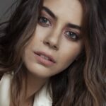 ลอเรนซ่า อิซโซ (Lorenza Izzo)