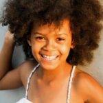 มานเดยา ฟลอรี (Mandeiya Flory)