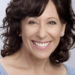 มารี เดวอน (Mari Devon)