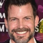 มาร์ค เดคลิน (Mark Deklin)
