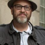 มาร์ค โรเบิร์ตส์ (Mark Roberts)