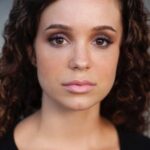 เมลานี บูธ (Melanie Booth)