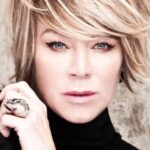 มีอา ไมเคิลส์ (Mia Michaels)