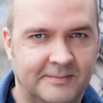 ไมเคิล เจ. พรอสเซอร์ (Michael J. Prosser)