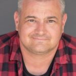 ไมเคิล แพทริค แมคกิลล์ (Michael Patrick McGill)