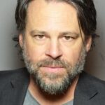 ไมเคิล เรเน่ วอลตัน (Michael Rene Walton)