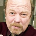 ฟิล เฮนดรี (Phil Hendrie)