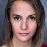 โรซี่ โฮลเดน (Rosie Holden)