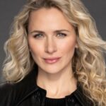 ชานเทล แวนแซนเทน (Shantel VanSanten)