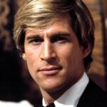 ไซมอน แม็คคอร์คินเดล (Simon MacCorkindale)