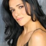 ซิโมน เคสเซลล์ (Simone Kessell)