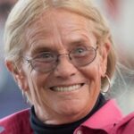 ซูซาน แบคลินนี่ (Susan Backlinie)