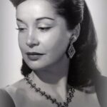 เทอร์รี่ ซอนเดอร์ส (Terry Saunders)