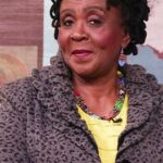 โทโก เอ็นชิงกา (Thoko Ntshinga)