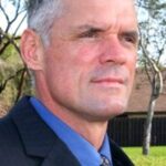 ทอม สเตดแฮม (Tom Stedham)