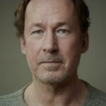 อุลริช โนเอเธน (Ulrich Noethen)