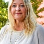 เวร่า ฟาน ดูเรน (Vera Van Dooren)