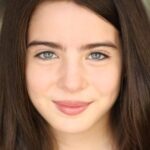 วิคตอเรีย แคลร์ (Victoria Clare)