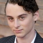 ไวแอตต์ โอเลฟฟ์ (Wyatt Oleff)