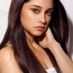 อีเวตต์ มอนเรอัล (Yvette Monreal)