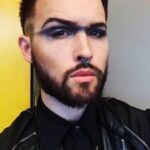 อดัม โรเบิร์ต วอร์ตัน (Adam Robert Worton)