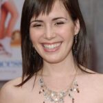 เอมี่ สจ๊วร์ต (Amy Stewart)