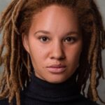 อโยลา สมาร์ท (Ayoola Smart)