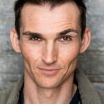 คริสโตเฟอร์ รอสส์ มาร์ติน (Christopher Ross Martin)