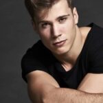 โคล ไรน์ฮาร์ด (Cole Reinhardt)