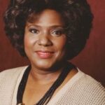 เดโลเรส ฮอลล์ (Delores Hall)