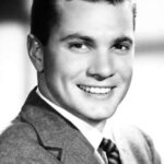 ดเวย์น ฮิคแมน (Dwayne Hickman)