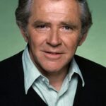 เจมส์ โบรเดอริก (James Broderick)