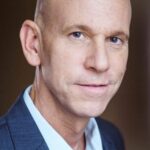 เจฟฟรีย์ ฮัทชินสัน (Jeffrey Hutchinson)