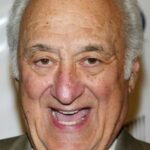 เจอร์รี่ แอดเลอร์ (Jerry Adler)