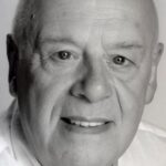 จอห์น เซวิเดนท์ (John Savident)