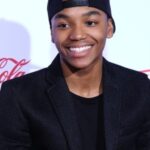 จอช เลวี (Josh Levi)