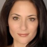 จูดี้ อารอนสัน (Judie Aronson)