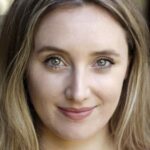 ลิลลี่ บราเซียร์ (Lily Brazier)