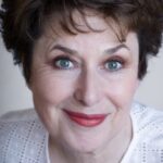 มาริลีน คัทส์ (Marilyn Cutts)