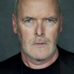 ไมเคิล บอตต์ (Michael Bott)